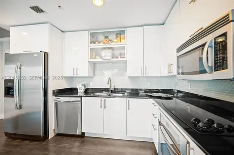 60 SW 13th Street Miami FL 33130