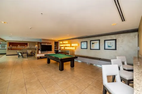 60 SW 13th Street Miami FL 33130