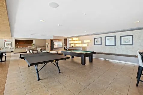 60 SW 13th Street Miami FL 33130