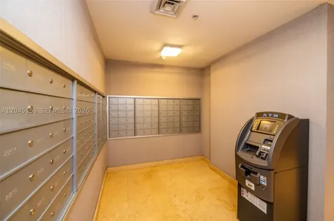 60 SW 13th Street Miami FL 33130