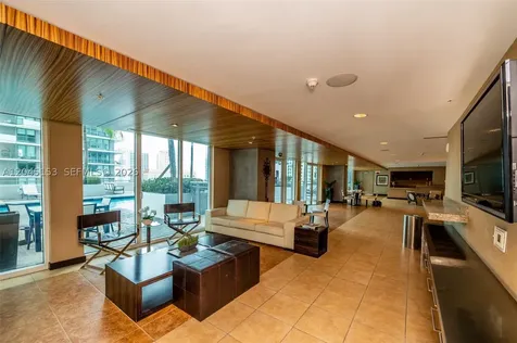 60 SW 13th Street Miami FL 33130