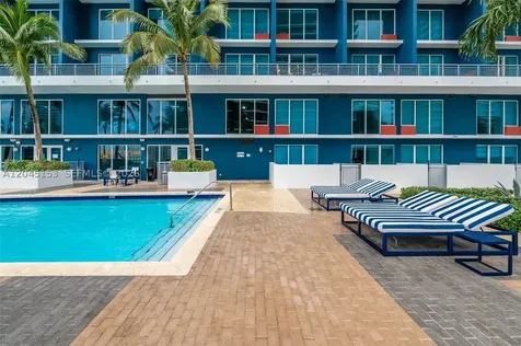 60 SW 13th Street Miami FL 33130