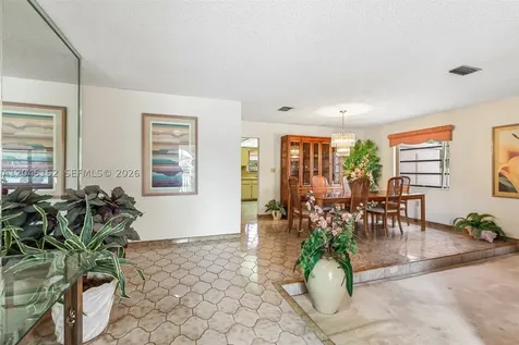 13394 SW 1st Terrace Miami FL 33184