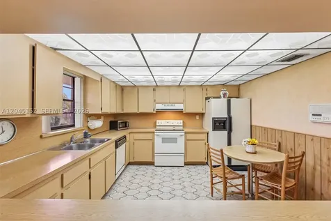 13394 SW 1st Terrace Miami FL 33184