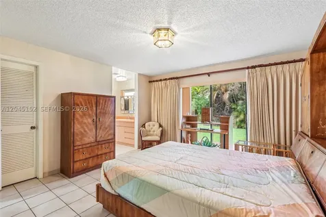 13394 SW 1st Terrace Miami FL 33184