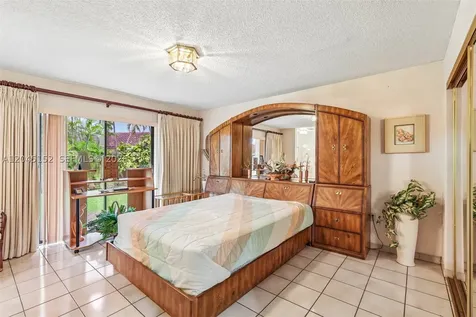 13394 SW 1st Terrace Miami FL 33184