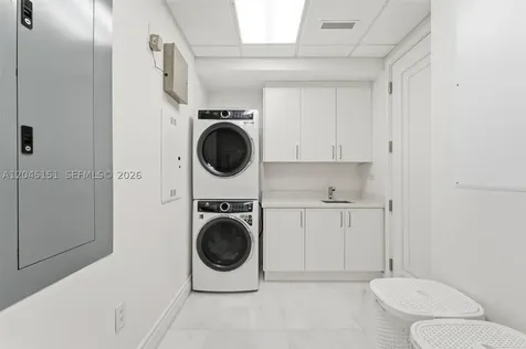 17901 Collins Avenue Sunny Isles Beach FL 33160