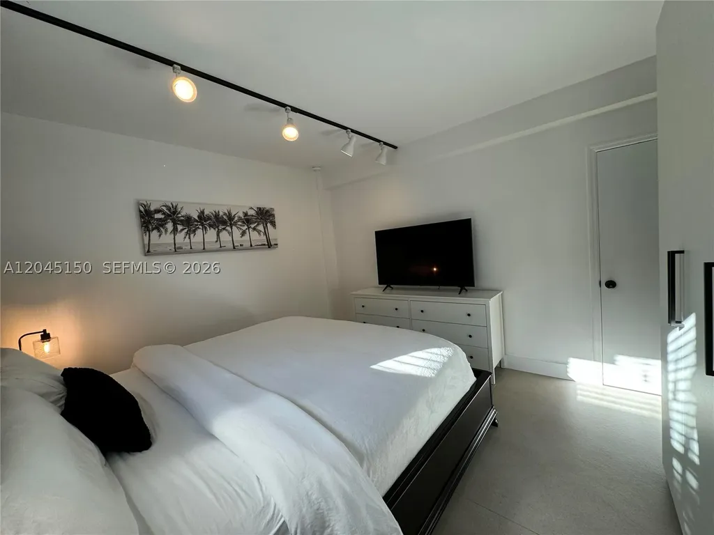 1215 E Broward Boulevard Fort Lauderdale FL 33301