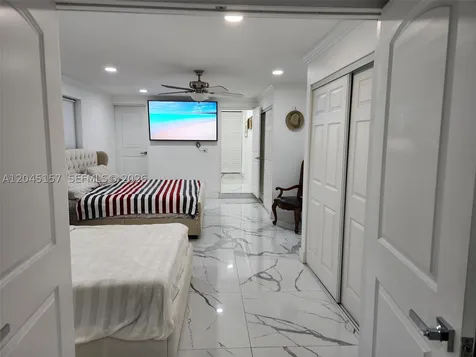 8240 SW 38th Street Miami FL 33155