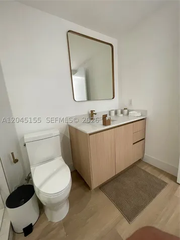 90 NE 32 Miami FL 33137