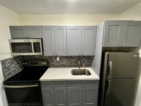 218 Santillane Avenue Coral Gables FL 33134