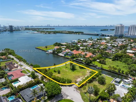 1132 NE 84th Street Miami FL 33138