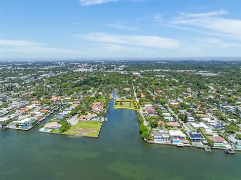 1132 NE 84th Street Miami FL 33138