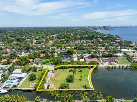 1132 NE 84th Street Miami FL 33138