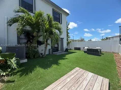 20476 NW 4th Court Miami Gardens FL 33169