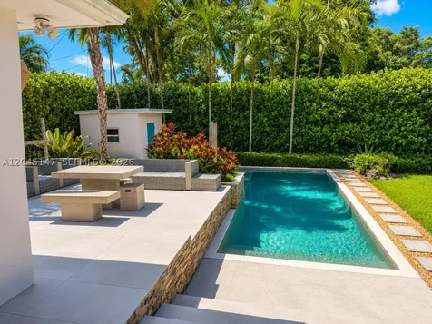 325 NE 126th Street North Miami FL 33161
