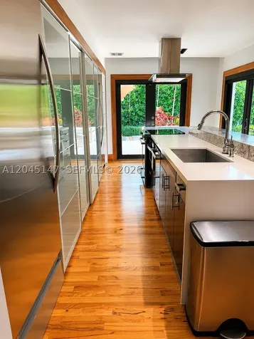 325 NE 126th Street North Miami FL 33161