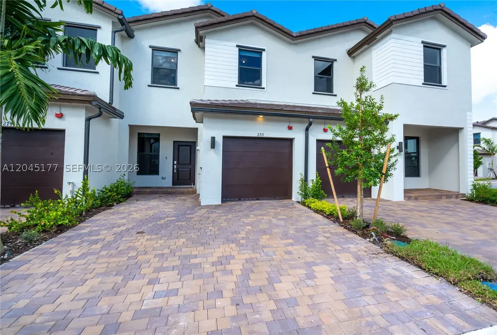 270 SW 159th Place Pembroke Pines FL 33027