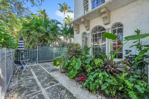 1559 Michigan Avenue Miami Beach FL 33139
