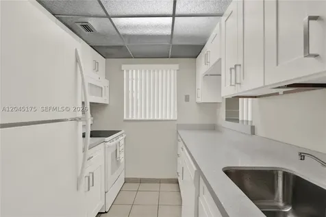 9390 W Flagler Street Miami FL 33174