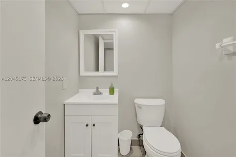 9390 W Flagler Street Miami FL 33174