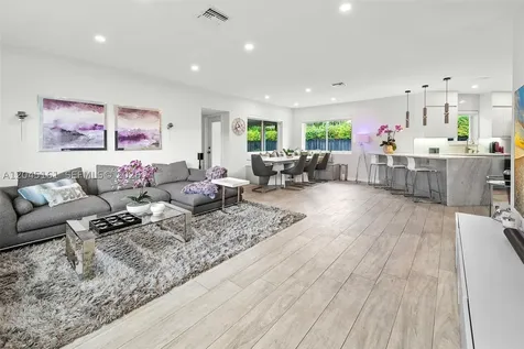 1724 71st Street Miami Beach FL 33141