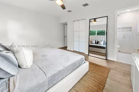 1724 71st Street Miami Beach FL 33141