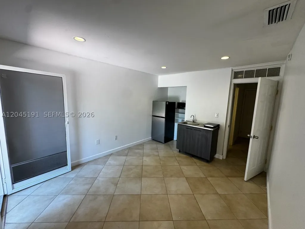 158 SW 96th Court Miami FL 33174