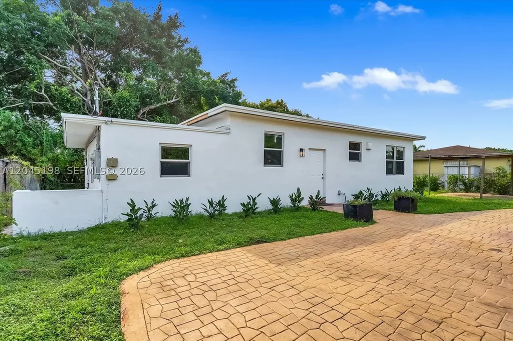 13415 NW 22nd Avenue Miami FL 33167