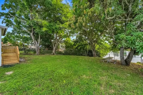 13415 NW 22nd Avenue Miami FL 33167
