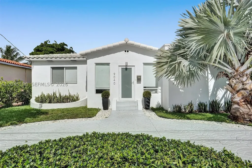 9040 Carlyle Avenue Surfside FL 33154
