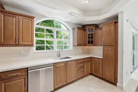 592 Fernwood Road Key Biscayne FL 33149