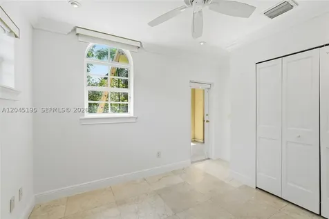 592 Fernwood Road Key Biscayne FL 33149