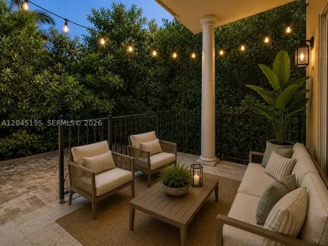 592 Fernwood Road Key Biscayne FL 33149