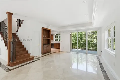592 Fernwood Road Key Biscayne FL 33149