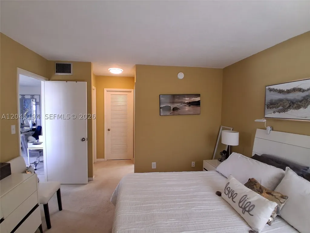 555 NW 4th Avenue Boca Raton FL 33432