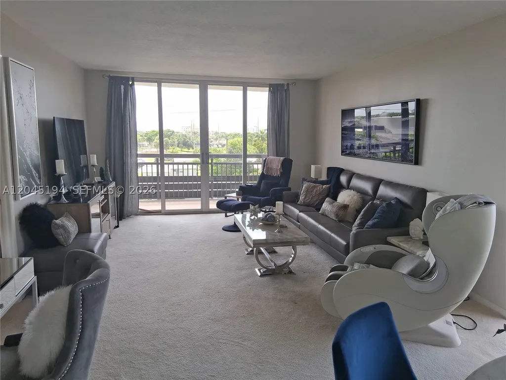 555 NW 4th Avenue Boca Raton FL 33432