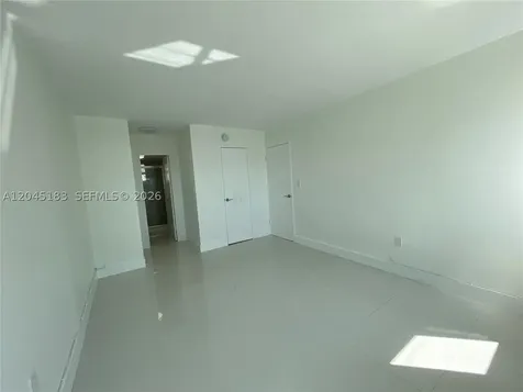 220 Kings Point Drive Sunny Isles Beach FL 33160
