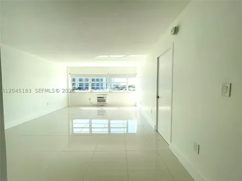 220 Kings Point Drive Sunny Isles Beach FL 33160
