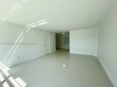220 Kings Point Drive Sunny Isles Beach FL 33160