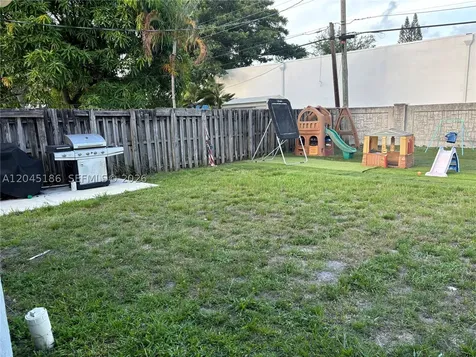 1332 SW 22nd Avenue Fort Lauderdale FL 33312