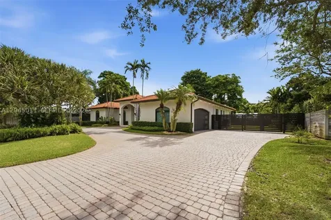 16615 SW 82nd Court Palmetto Bay FL 33157