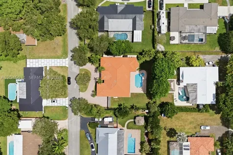 16615 SW 82nd Court Palmetto Bay FL 33157