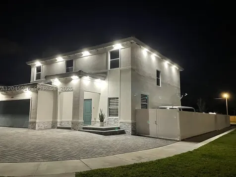 12760 SW 215th Terrace Miami FL 33177