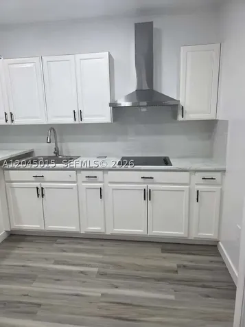 23 Miami Gardens Road West Park FL 33023