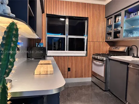736 13th Street Miami Beach FL 33139