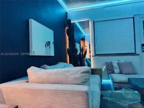 736 13th Street Miami Beach FL 33139