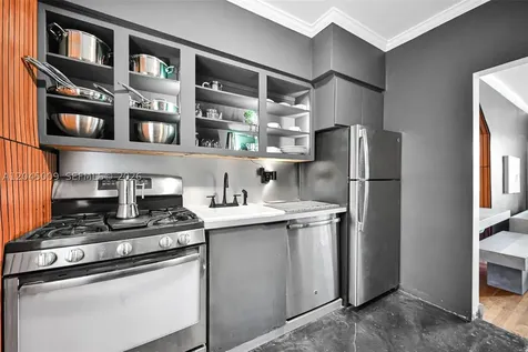 736 13th Street Miami Beach FL 33139
