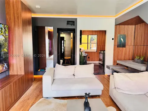 736 13th Street Miami Beach FL 33139