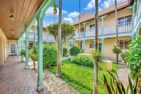 736 13th Street Miami Beach FL 33139